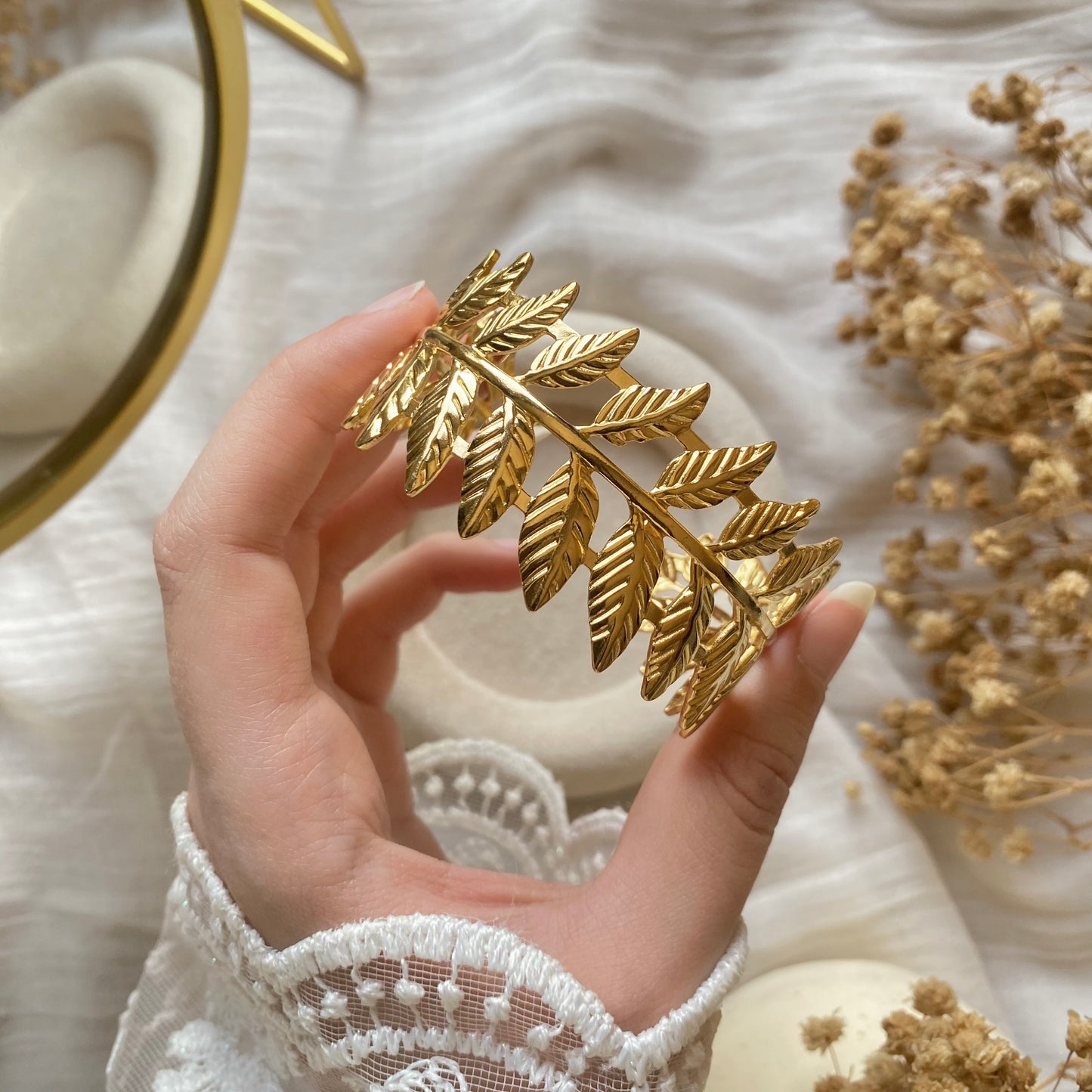 20404 Gold Plated Bangle
