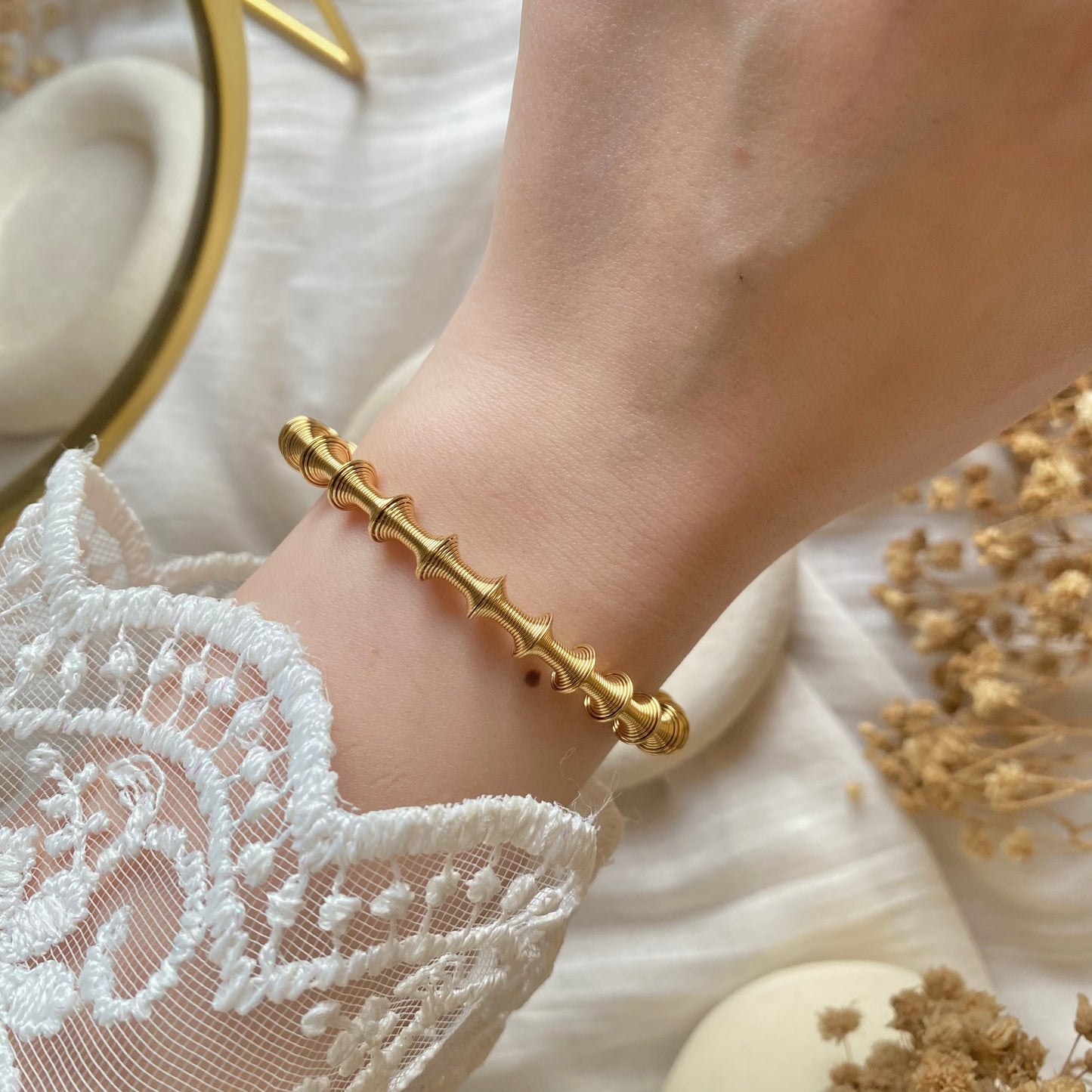 20402 Gold Plated Bangle