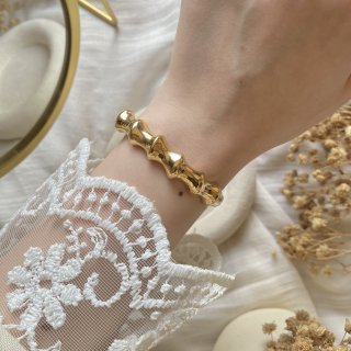 20401 Gold Plated Bangle