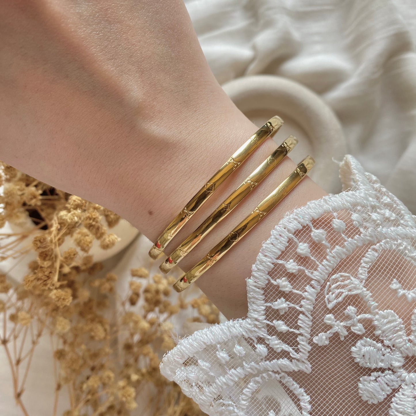 20414 Gold Plated Bangle