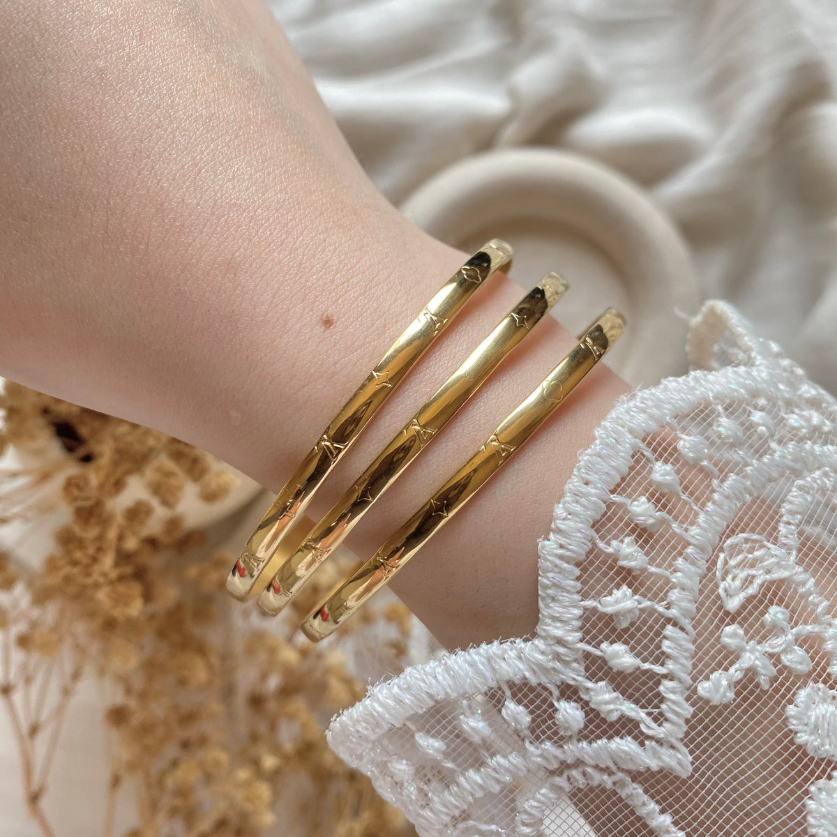 20414 Gold Plated Bangle