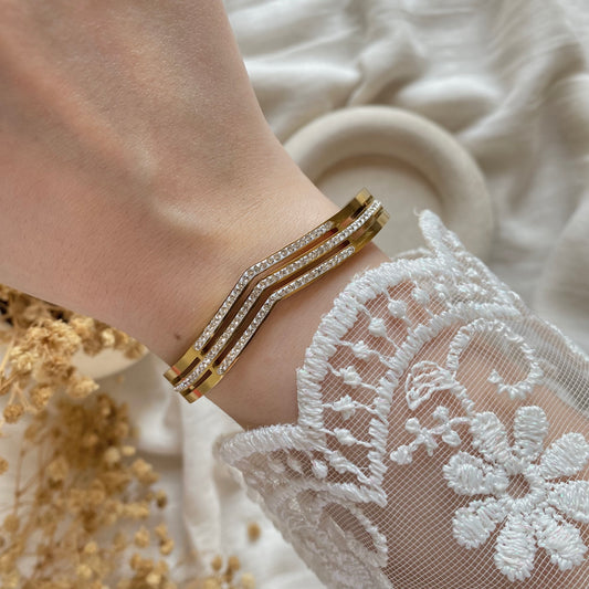 20420 Gold Plated Bangle
