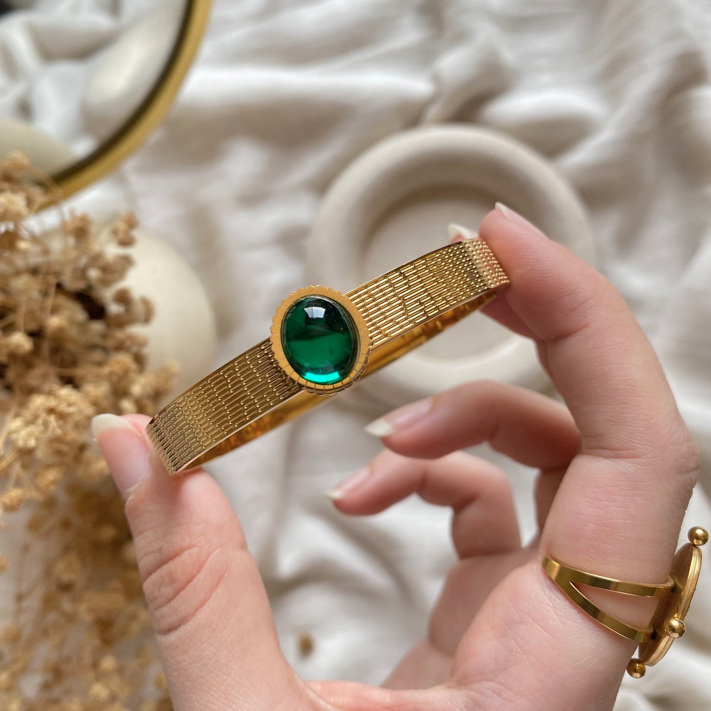 20421 Gold Plated Bangle