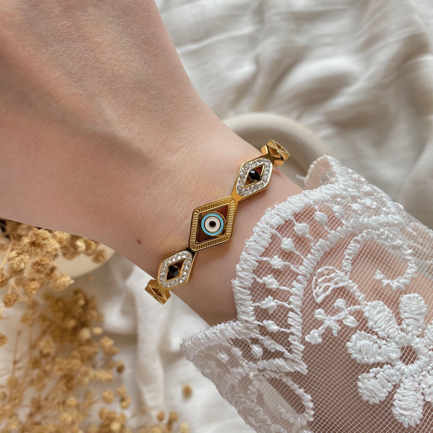 20426 Gold Plated Bangle