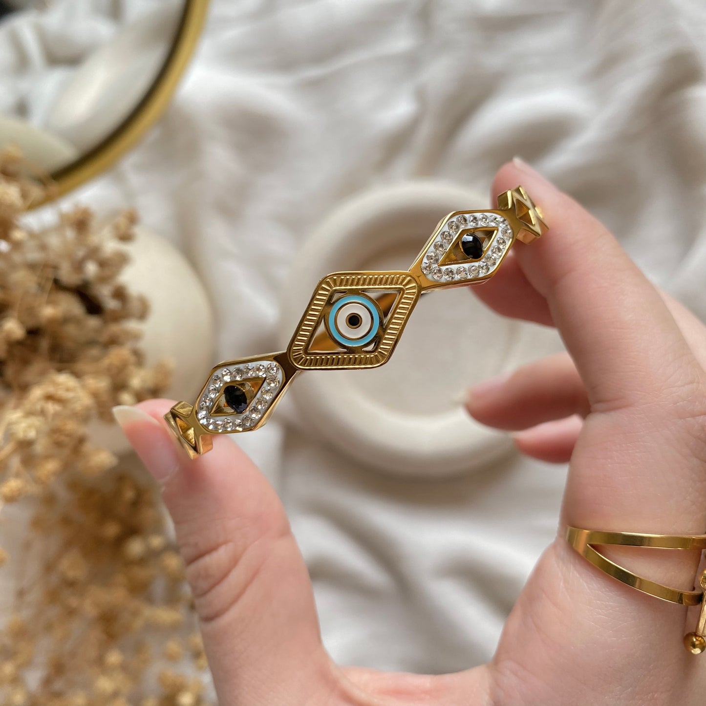 20426 Gold Plated Bangle
