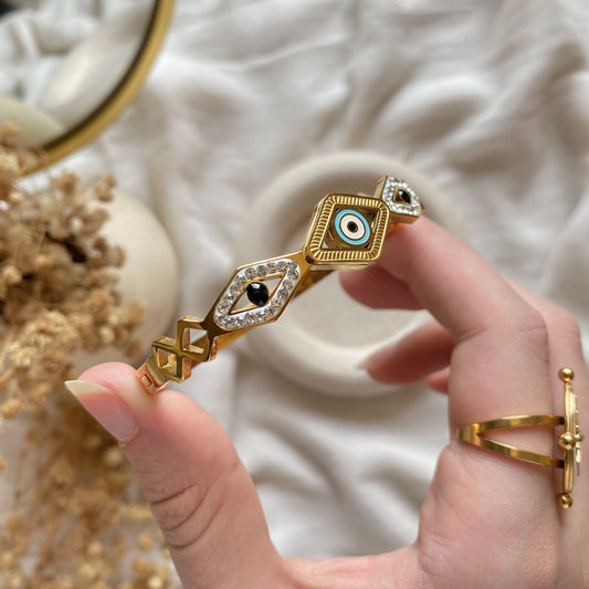 20426 Gold Plated Bangle