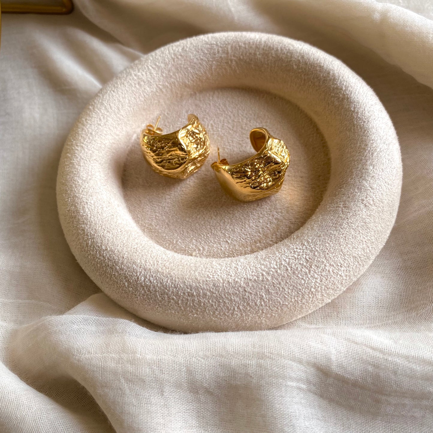40528 gold plated Earrings