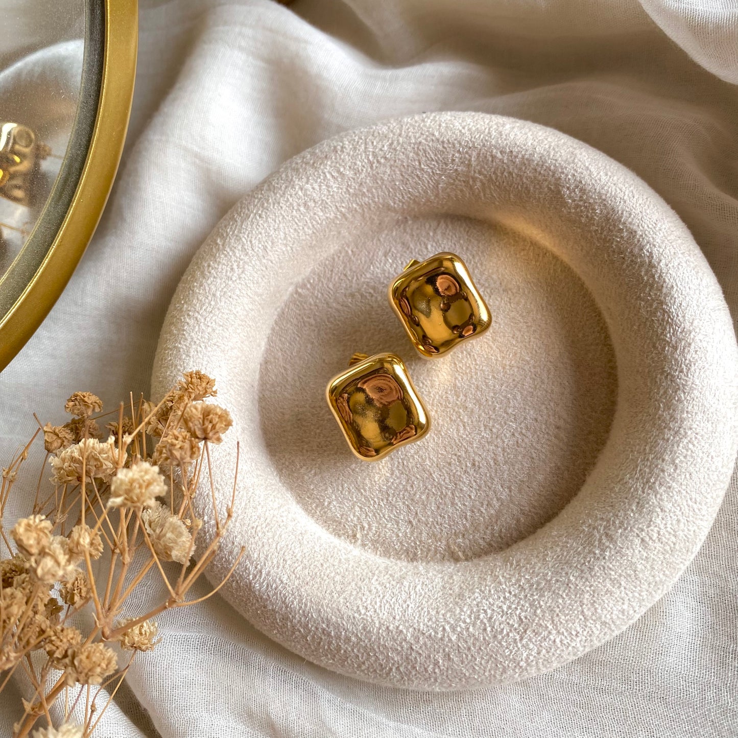 40533 gold plated Earrings