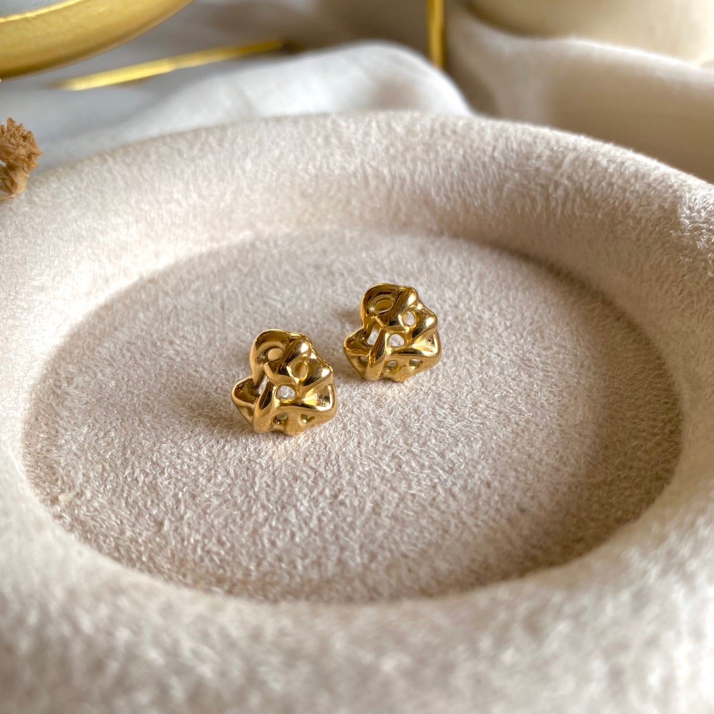 40534 gold plated Earrings