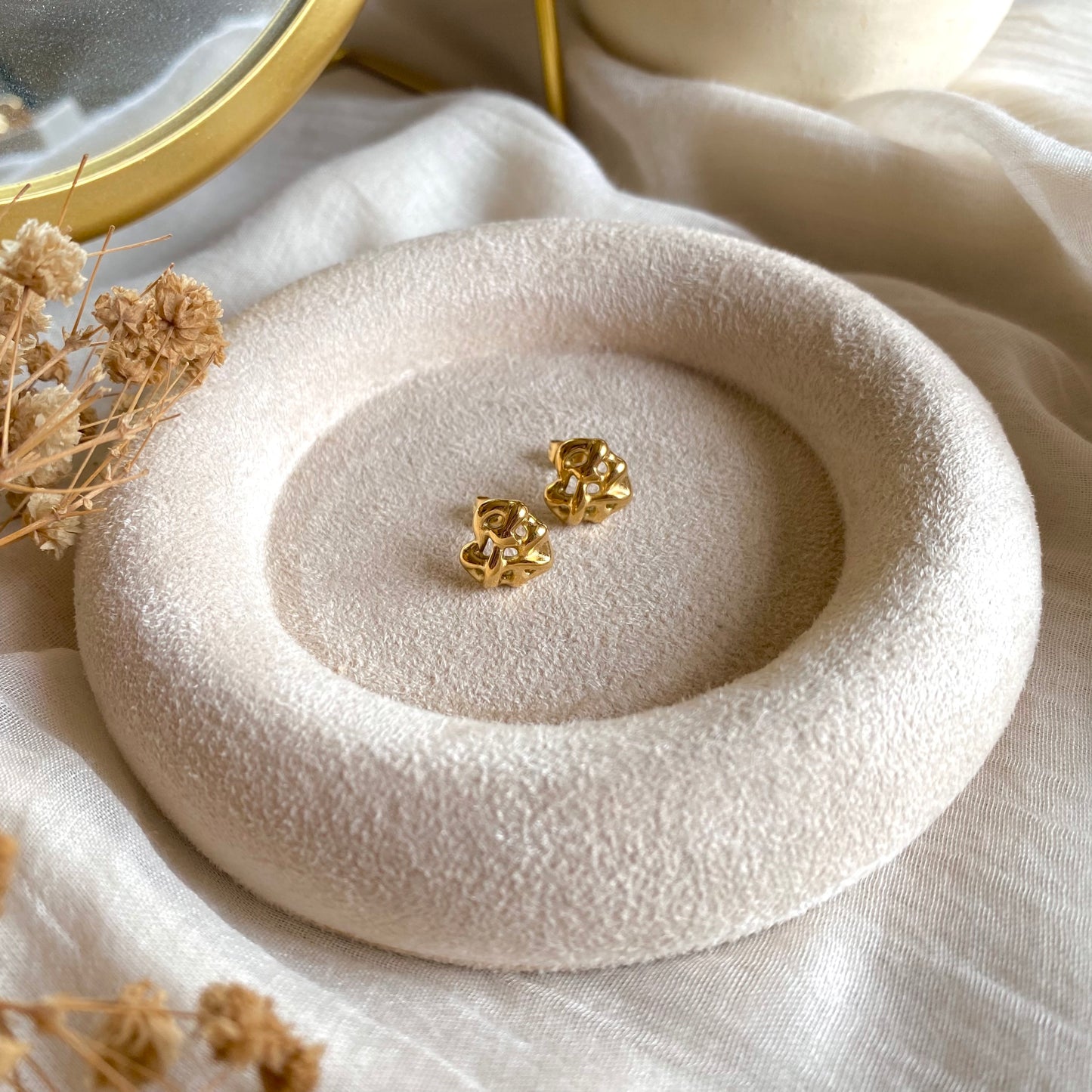 40534 gold plated Earrings