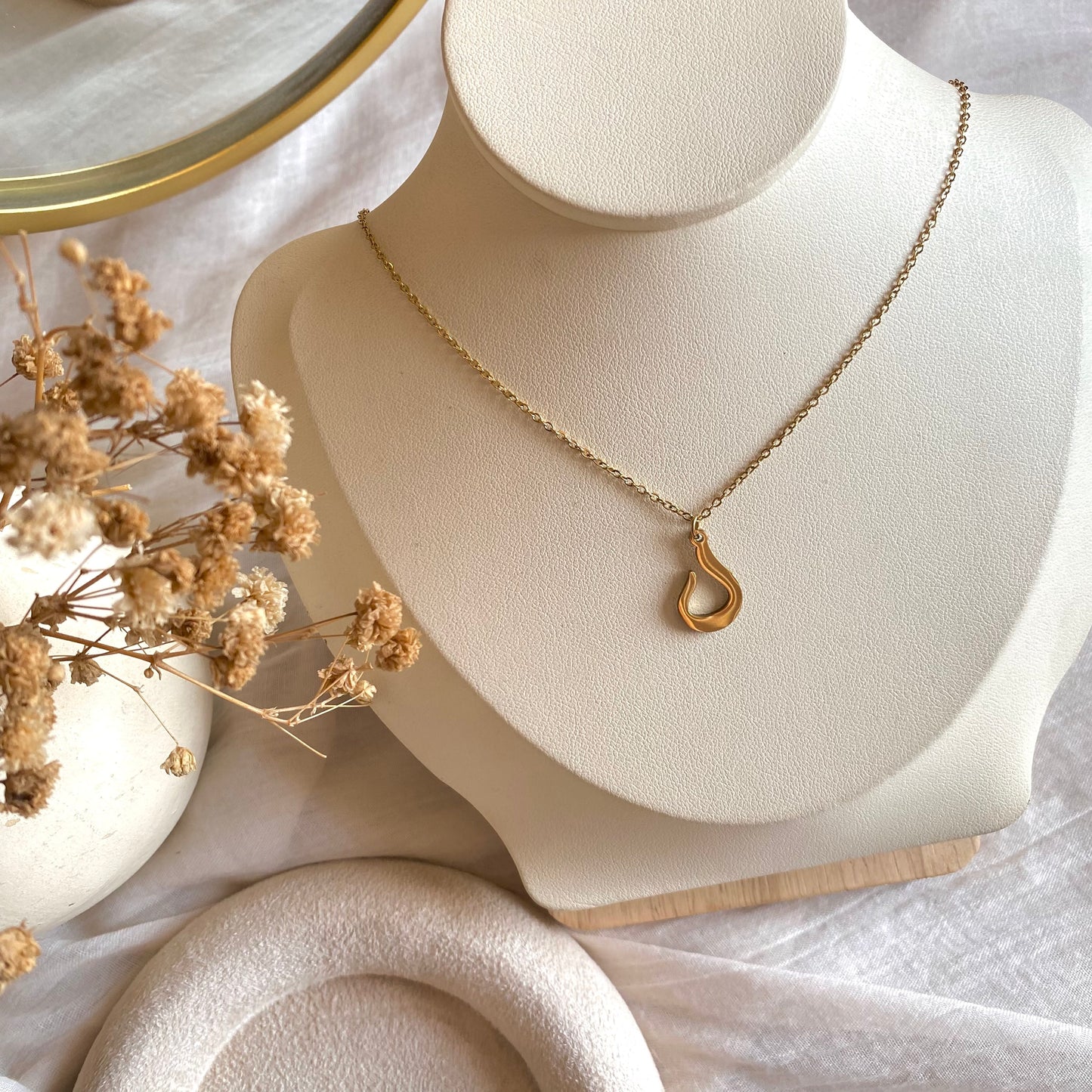 10886 Gold Plated Necklace