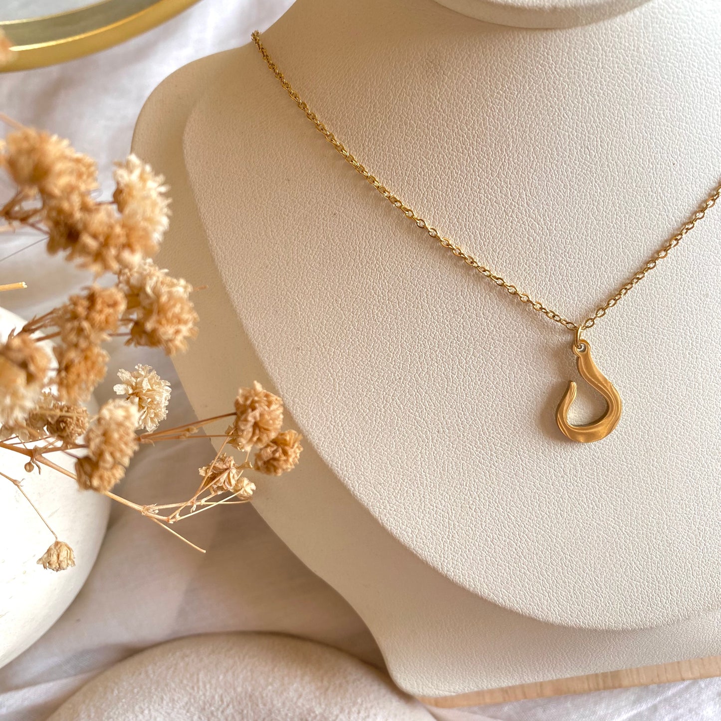 10886 Gold Plated Necklace