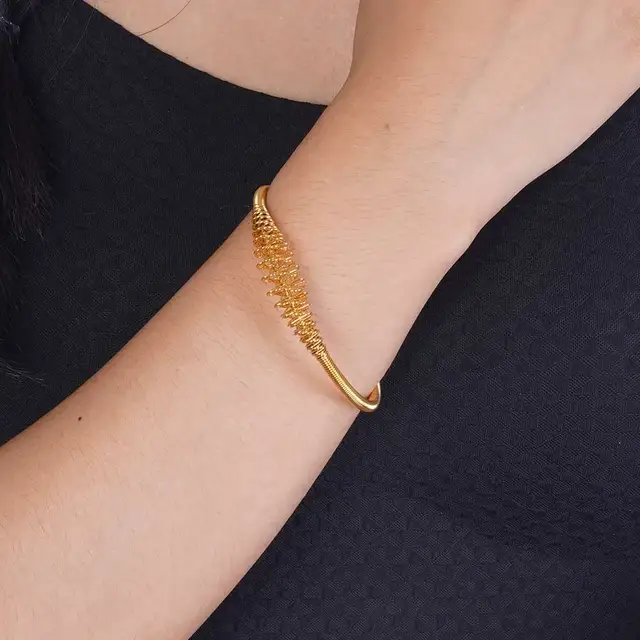 20192 Gold Plated Bangle