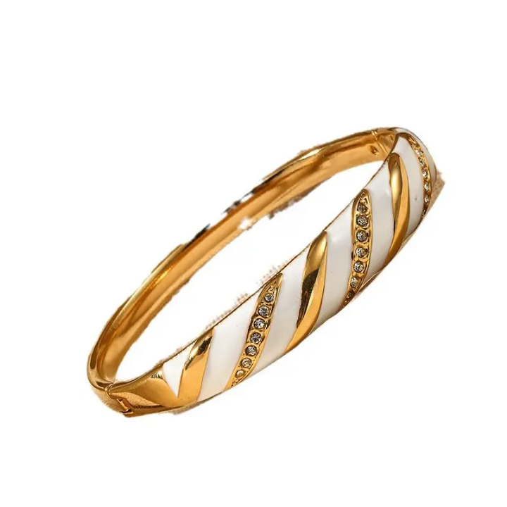 20351 Gold Plated Bangle