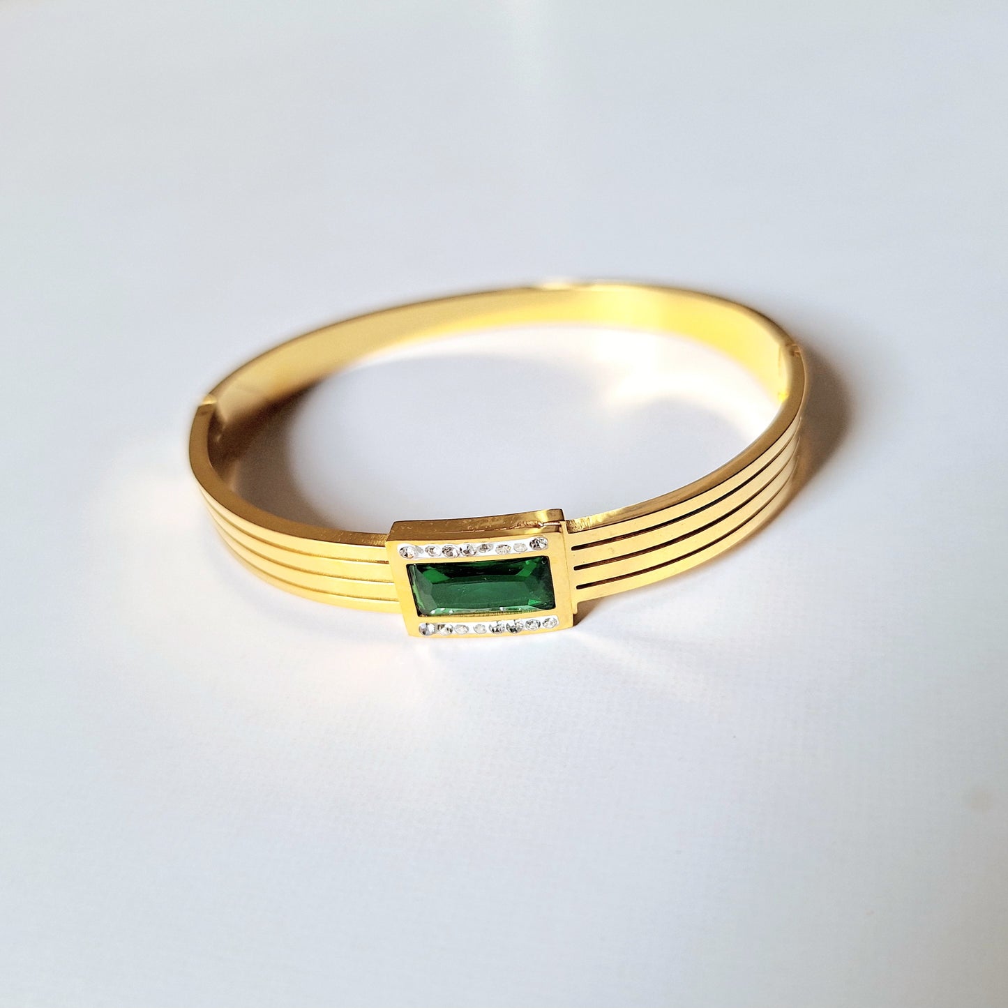 20166 Gold Plated Bangle