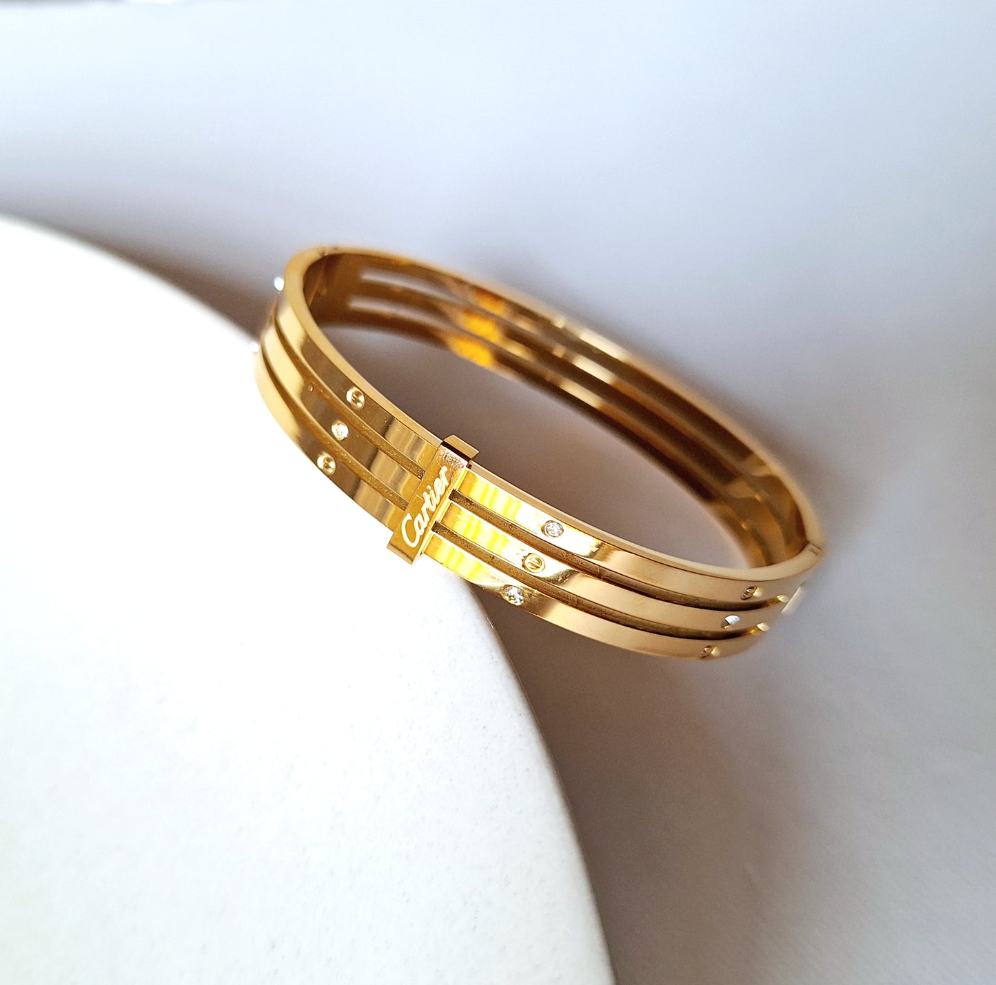 20151 Gold Plated Bangle