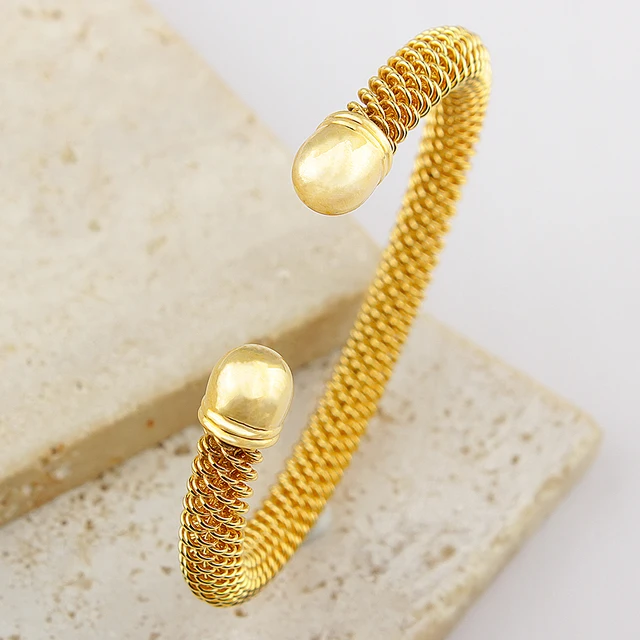 20195  Gold Plated Bangle