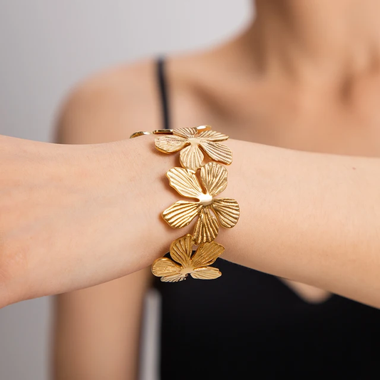 20190 Gold Plated Bangle