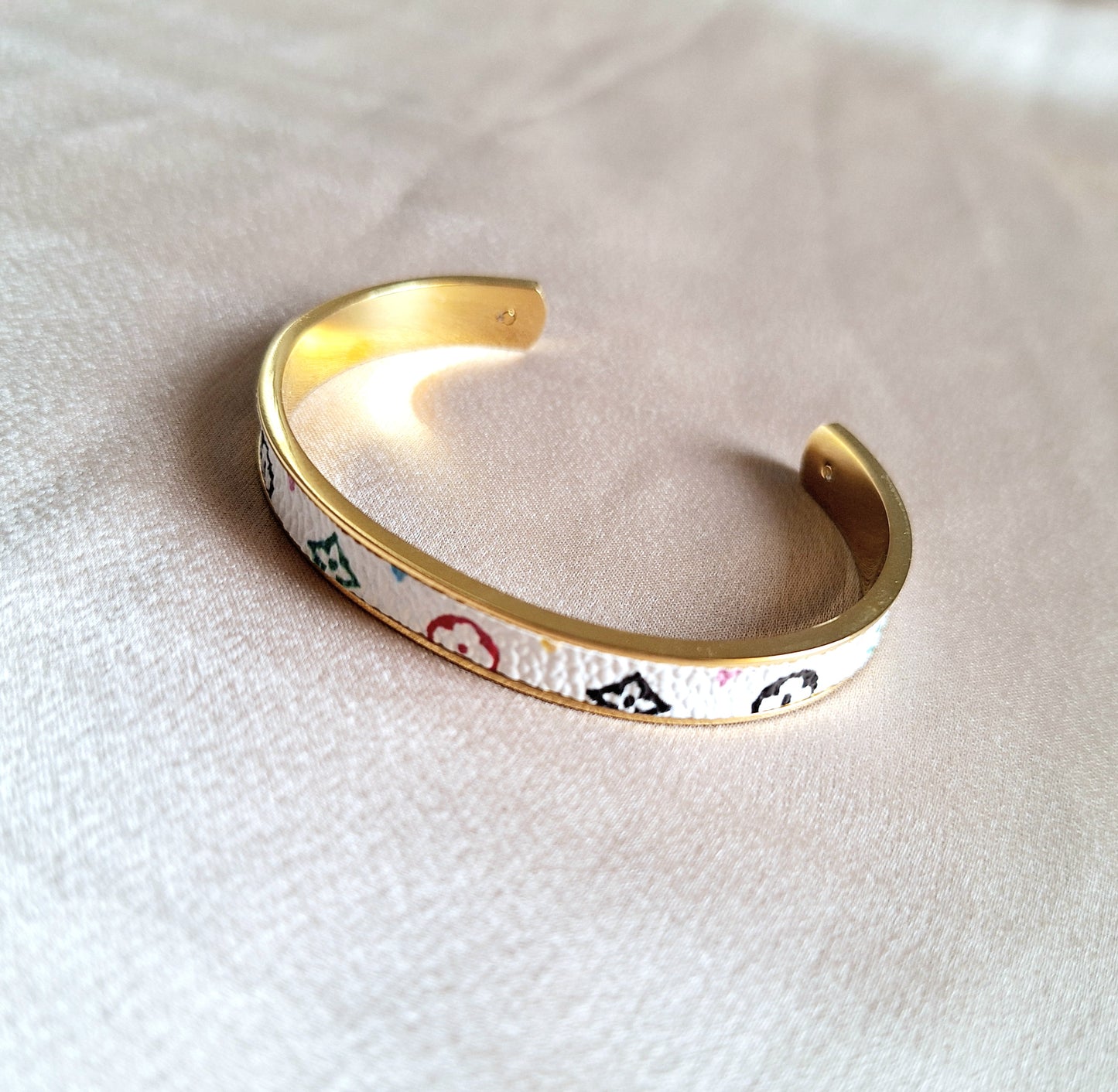 20152 Gold Plated Bangle