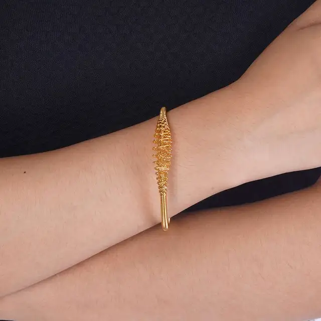 20192 Gold Plated Bangle