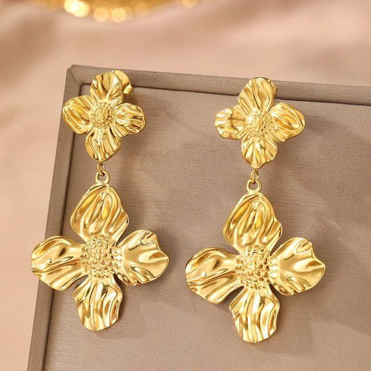 40368 gold plated Earrings