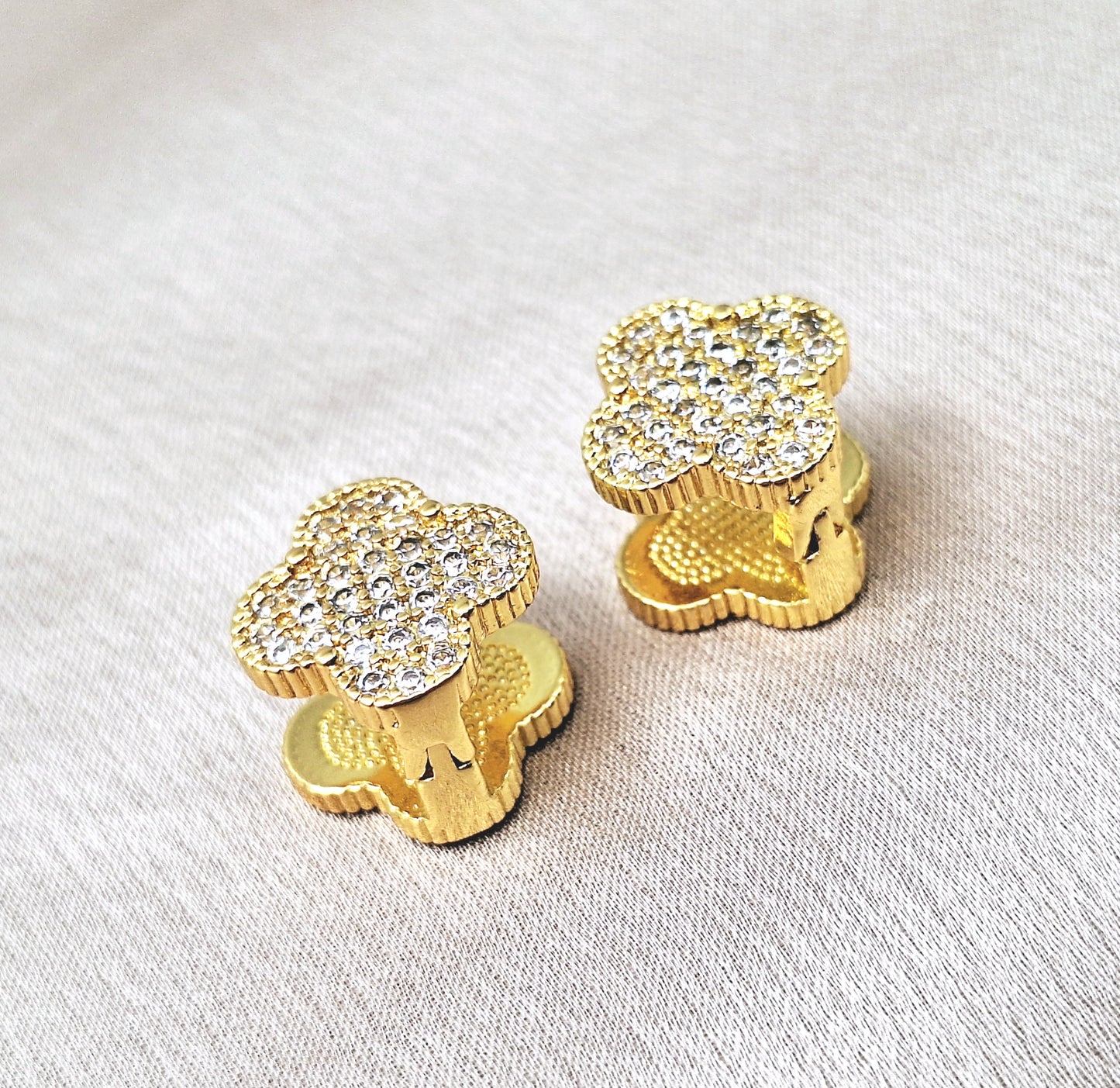 40293 gold plated Earrings