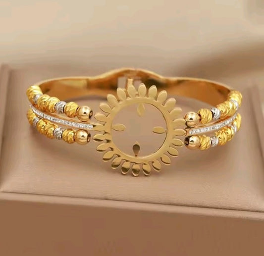 20356 Gold Plated Bangle
