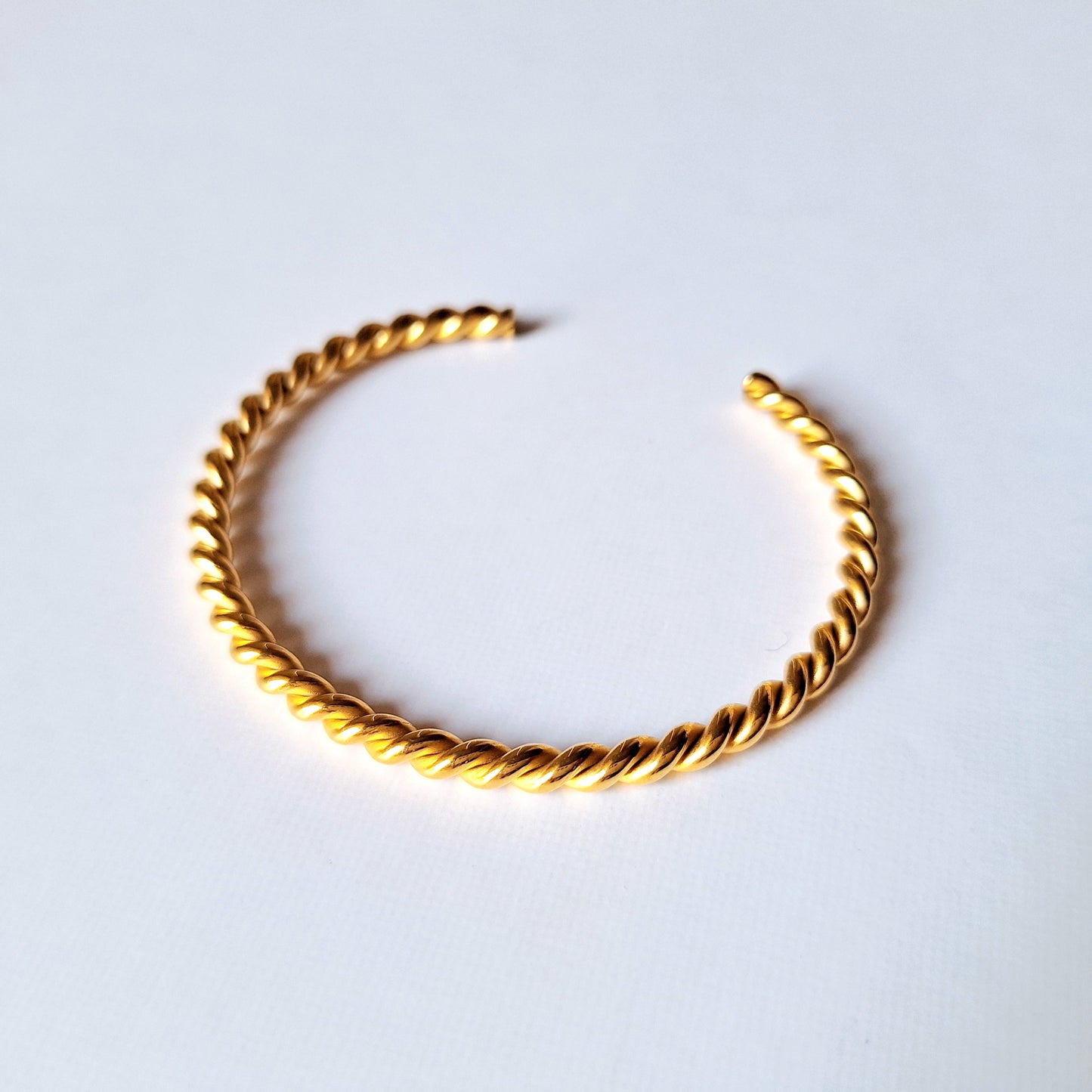 20148 Gold Plated Bangle