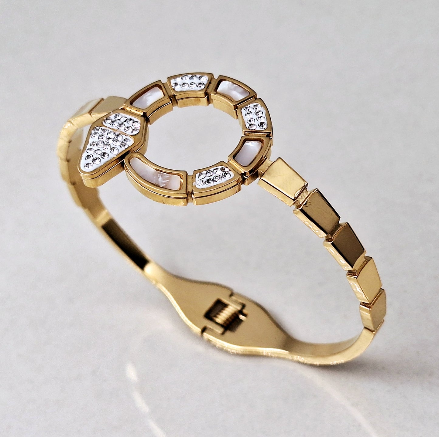 20220  Gold Plated Bangle