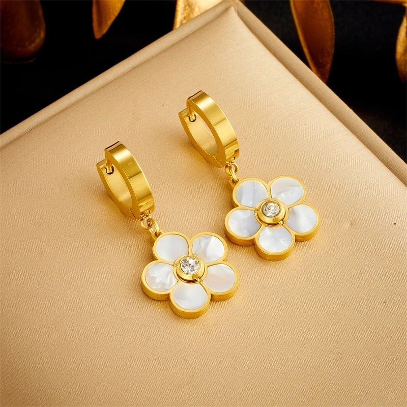 40394 gold plated Earrings