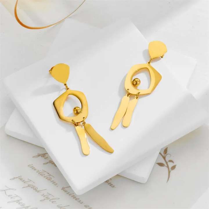 40437 gold plated Earrings