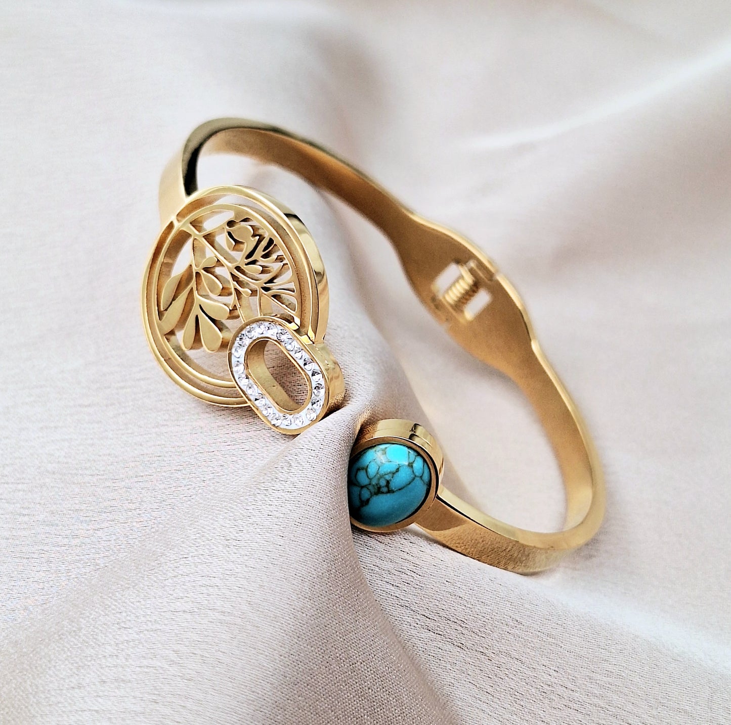 20219  Gold Plated Bangle