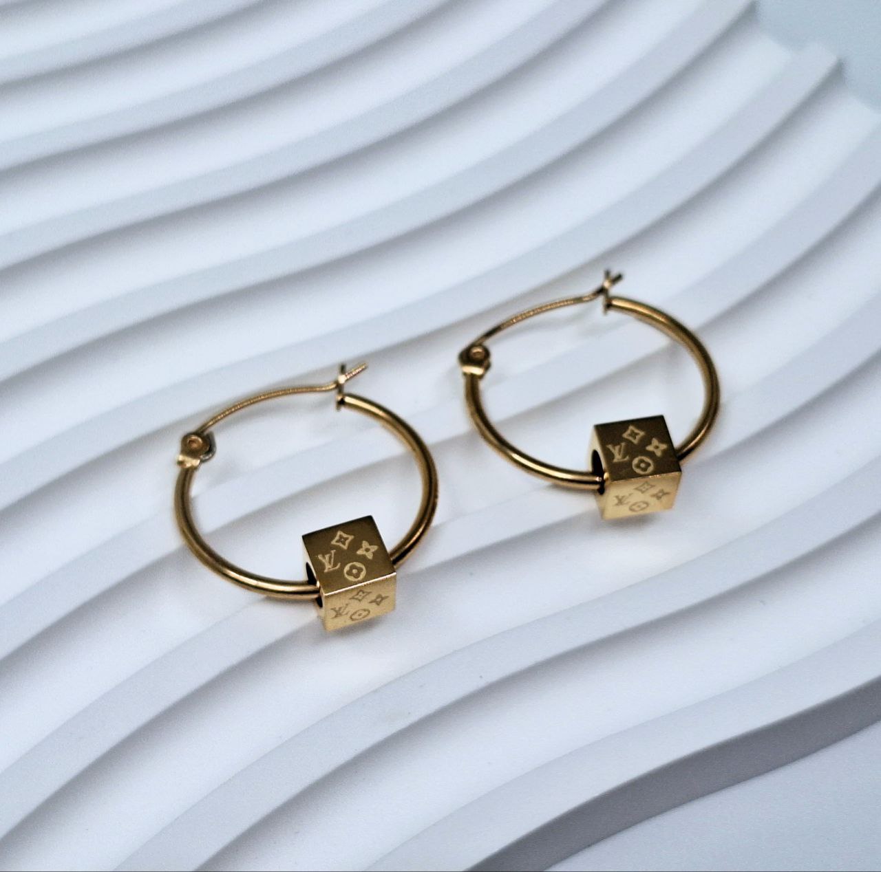 40334 gold plated Earrings