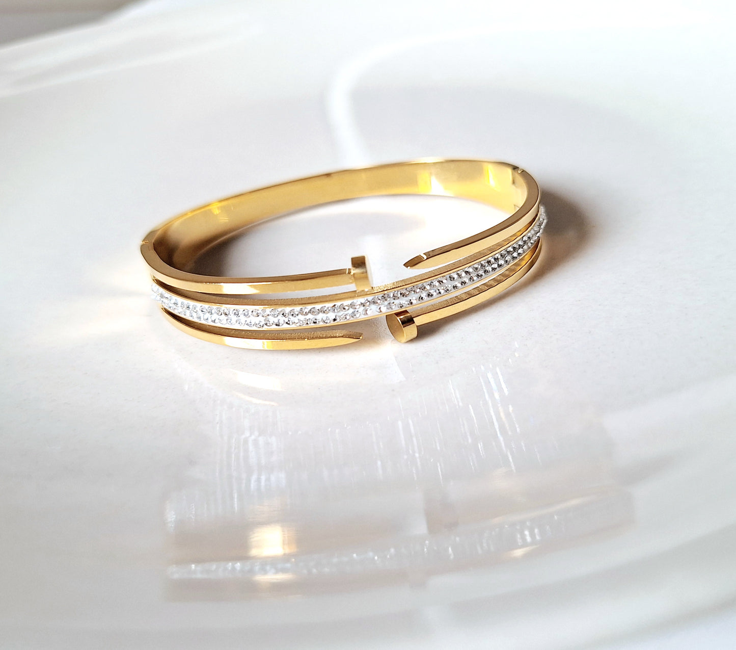 20170 Gold Plated Bangle