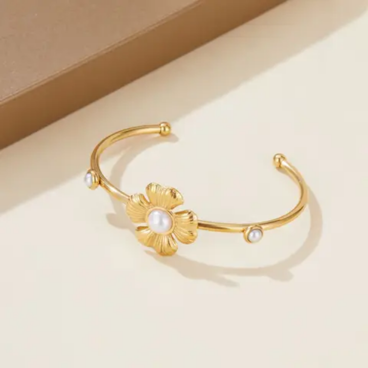 20354 Gold Plated Bangle