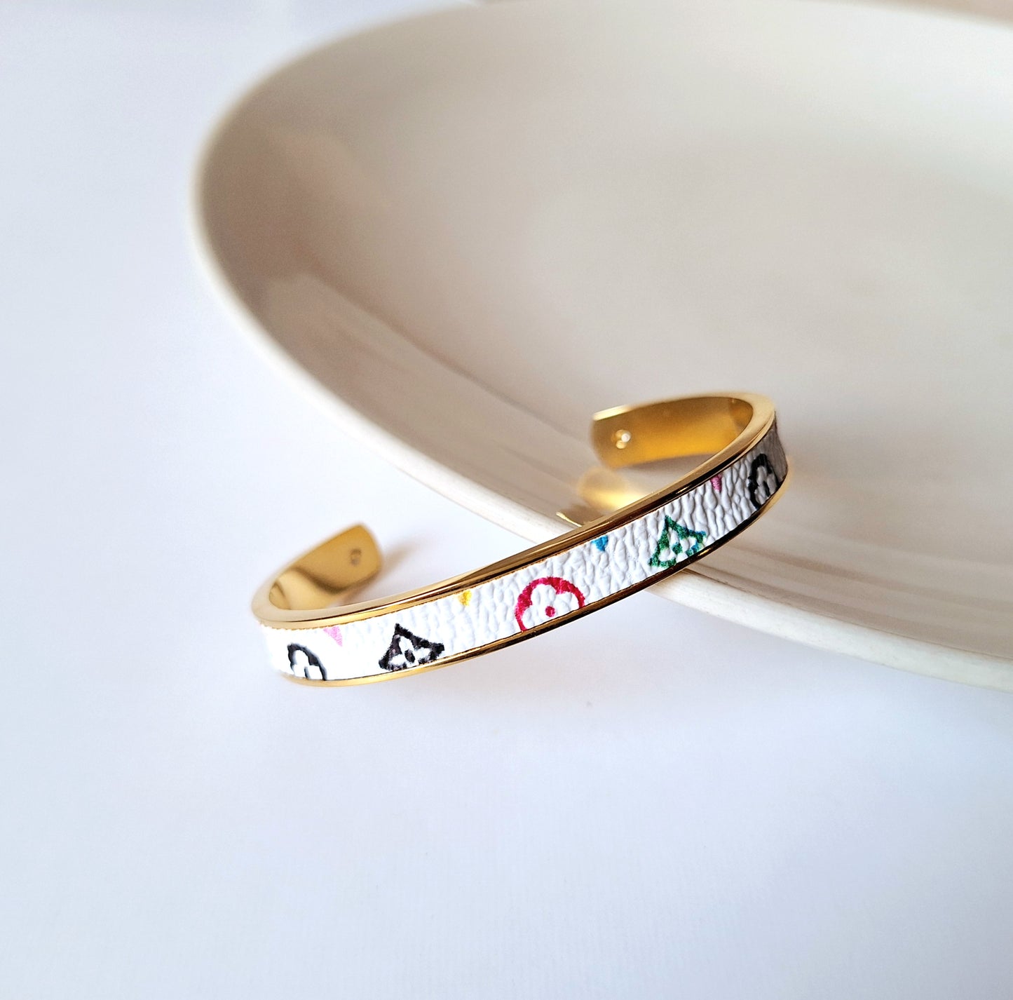 20152 Gold Plated Bangle