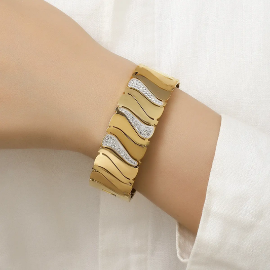 20330 Gold Plated Bangle