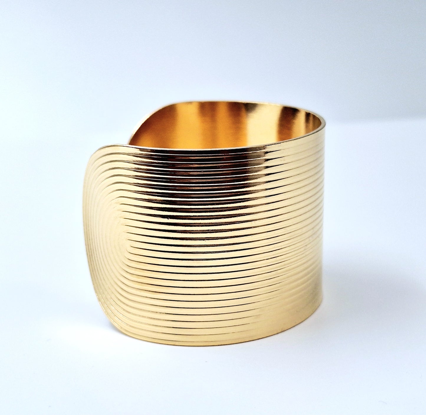 20225 Gold Plated Bangle