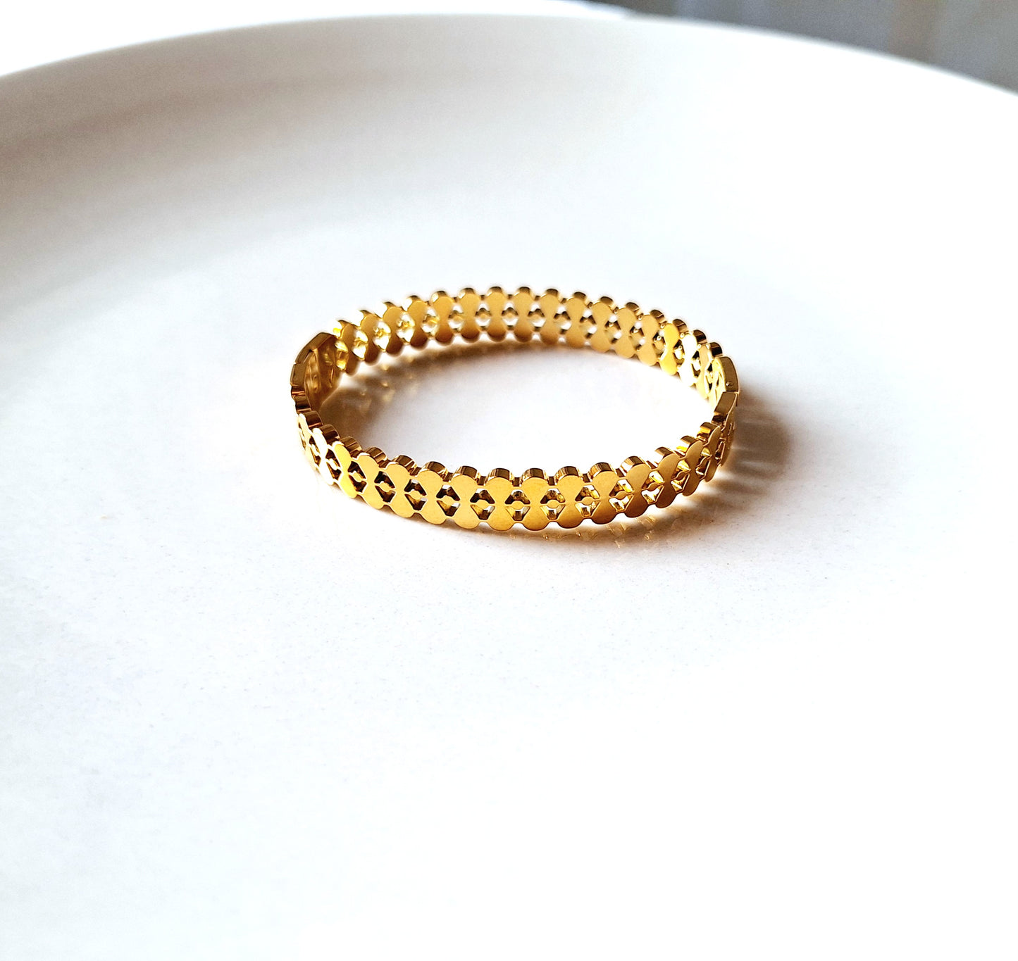 20150 Gold Plated Bangle