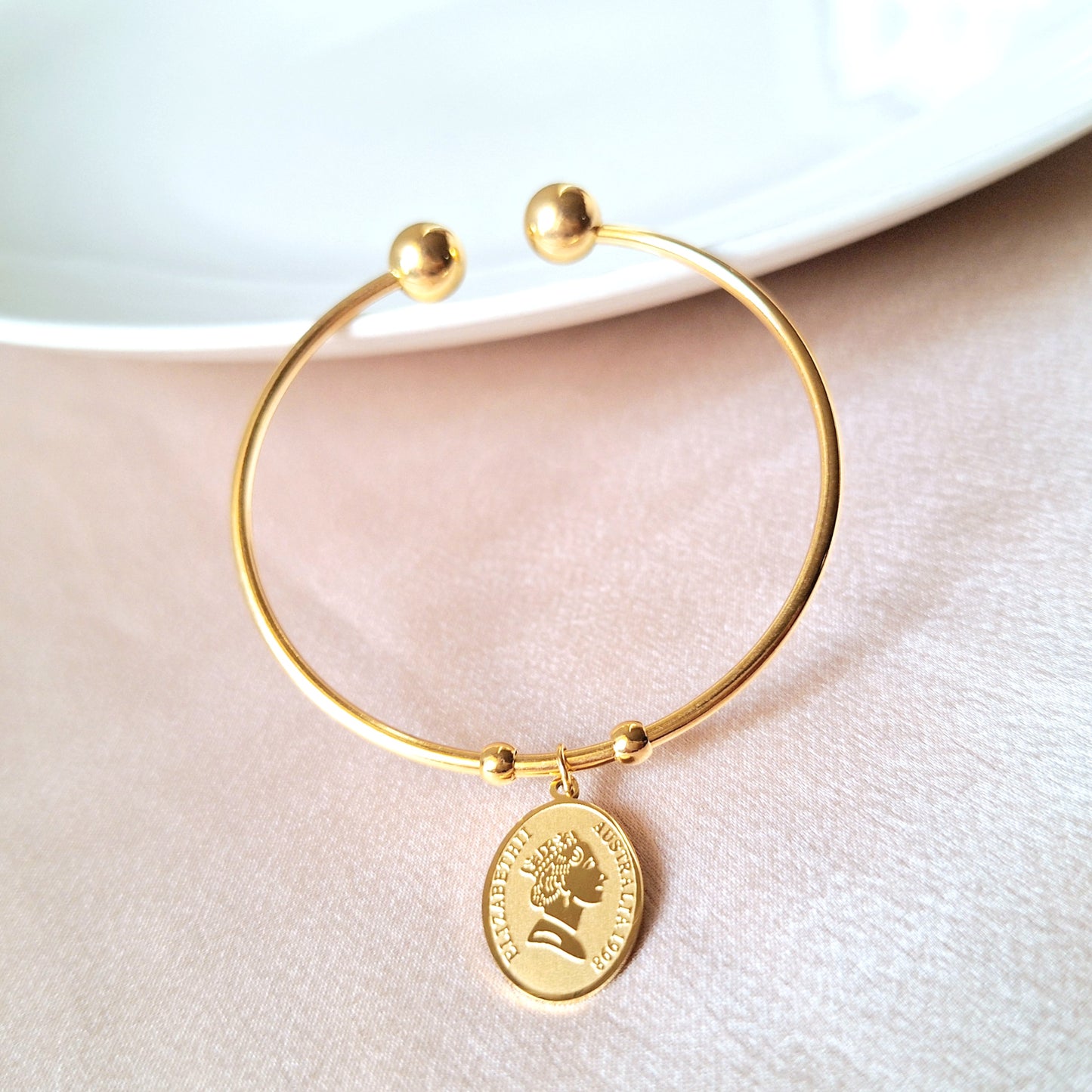 20181 Gold Plated Bangle