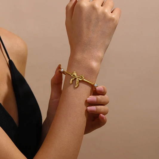 20353 Gold Plated Bangle