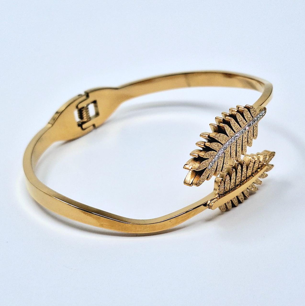 20266 Gold Plated Bangle